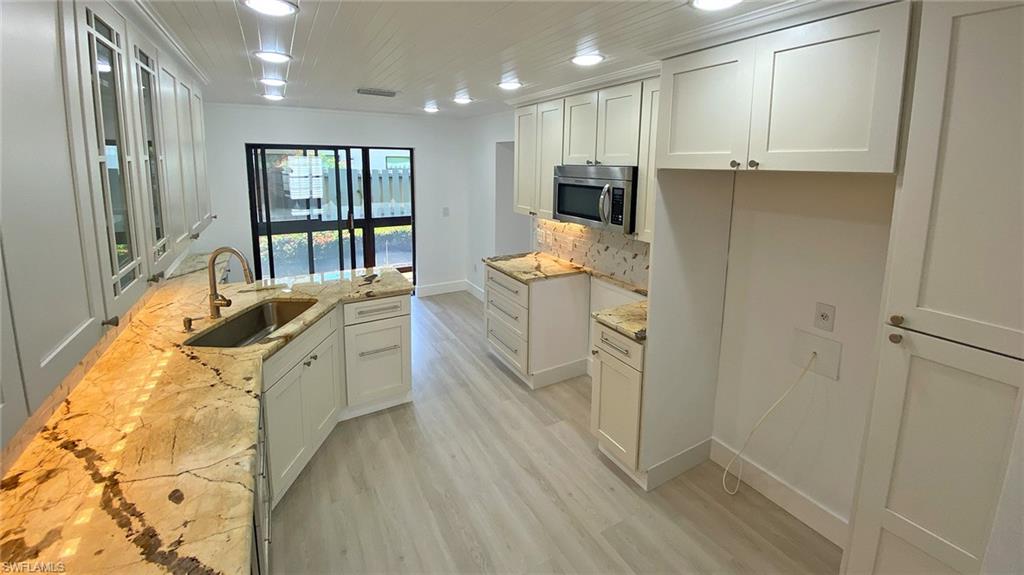 BEACHWALK VILLAS - Residential