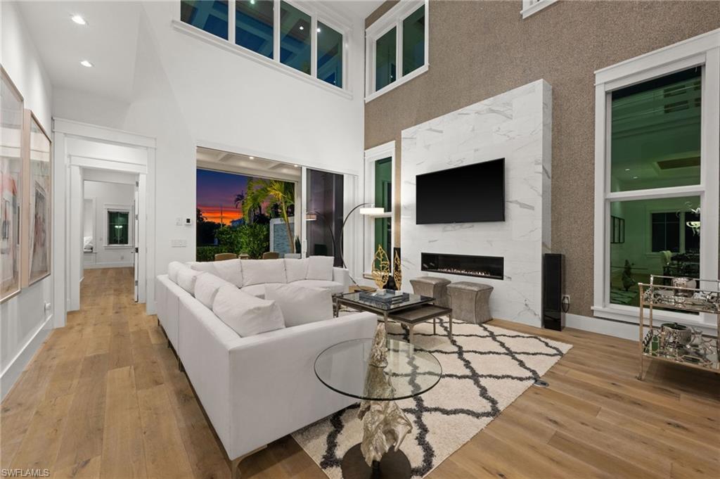 OLDE NAPLES - Residential