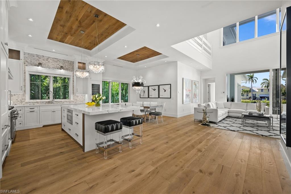 OLDE NAPLES - Residential