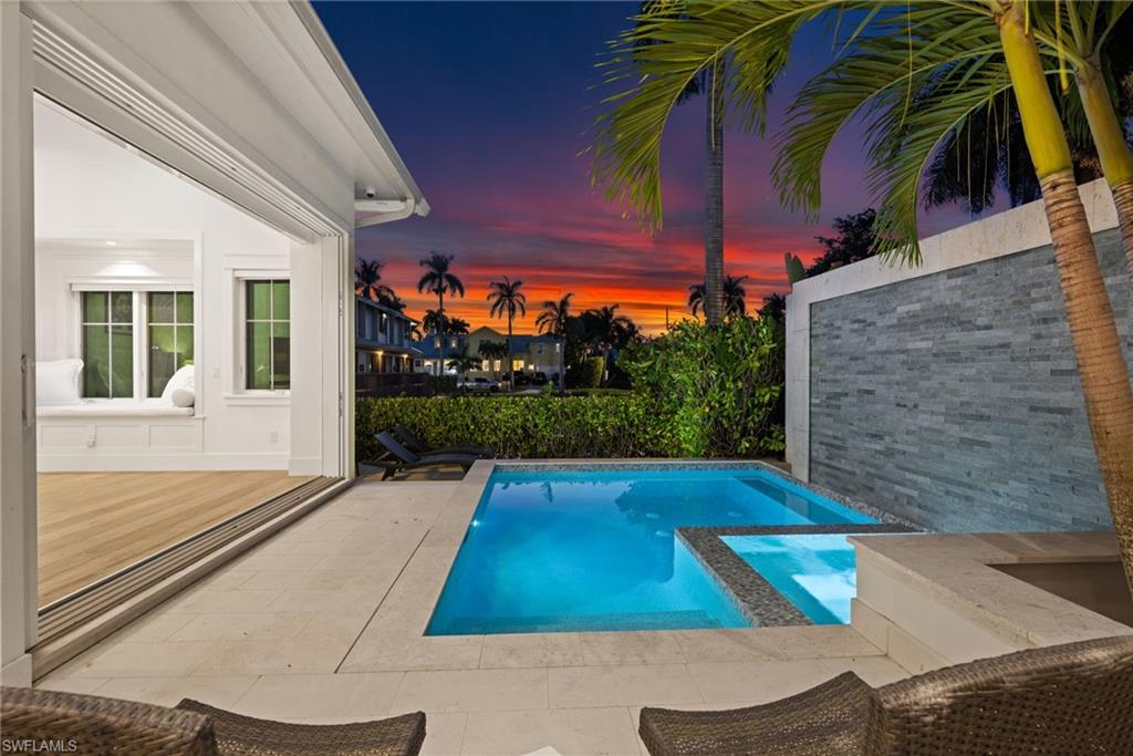 OLDE NAPLES - Residential