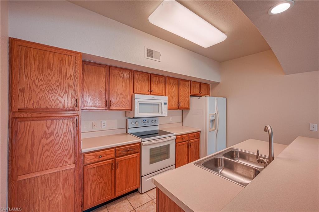 FAIRWAY PRESERVE - Residential