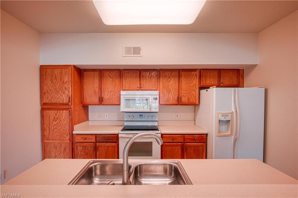 FAIRWAY PRESERVE - Residential