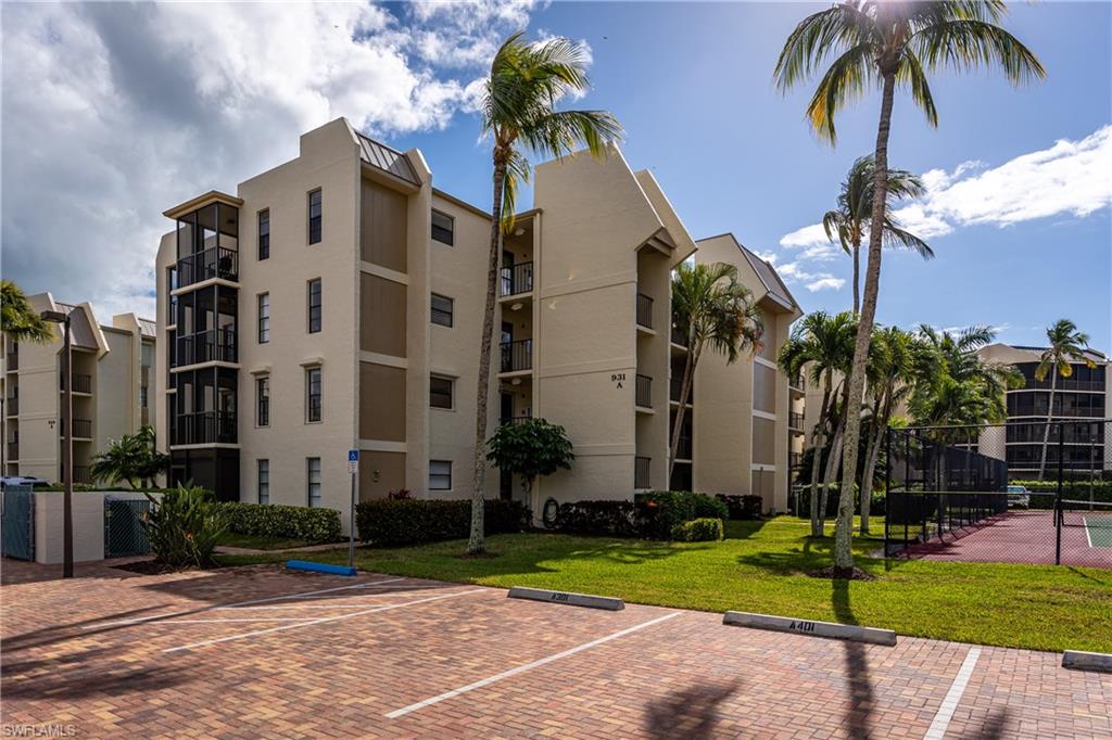 WATERS EDGE CONDO - Residential