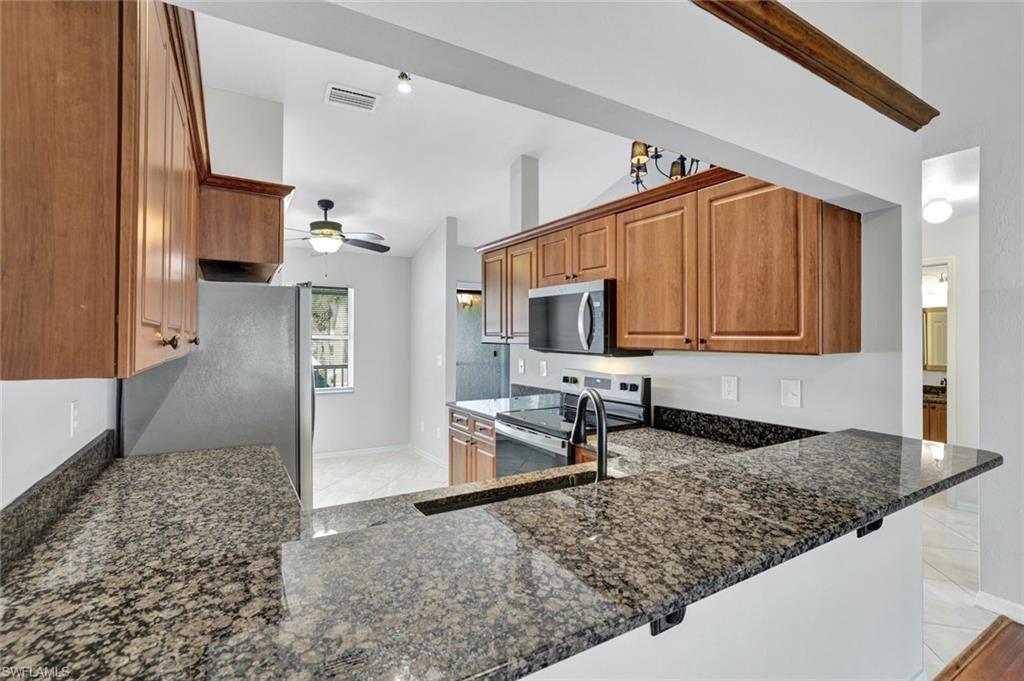 PEBBLE SHORES - Residential