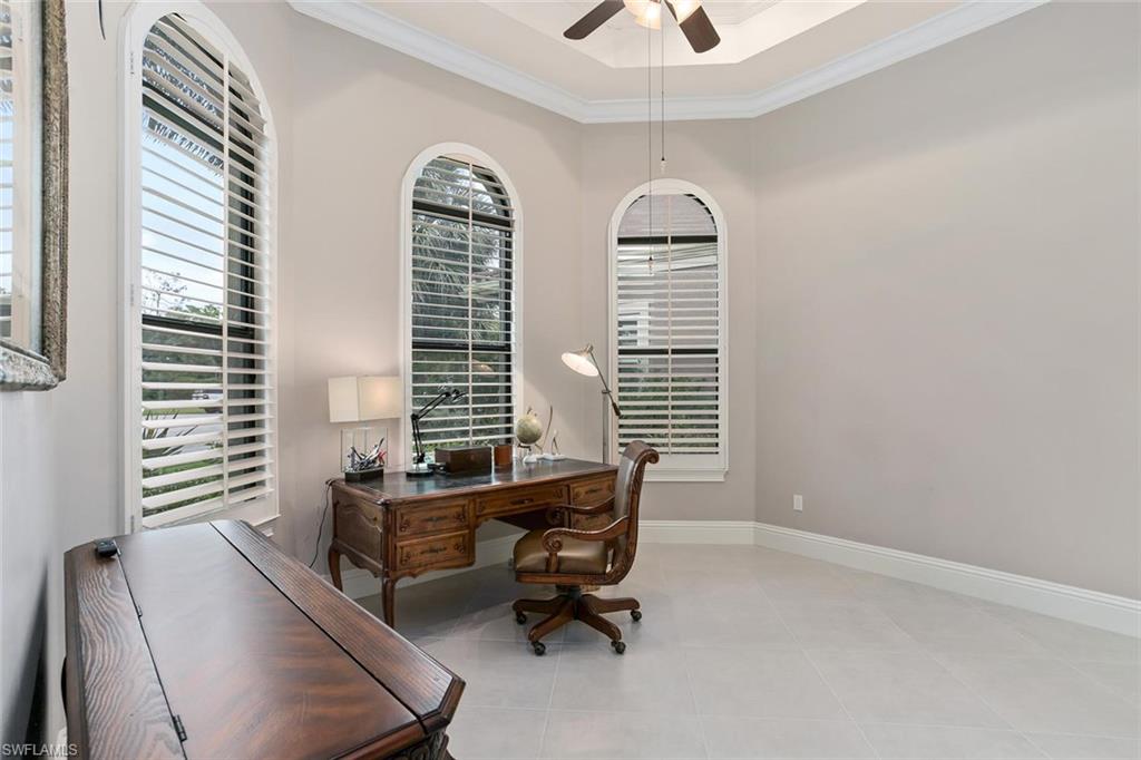 COCO LAKES - Residential