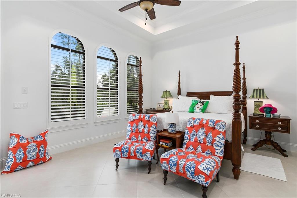 COCO LAKES - Residential