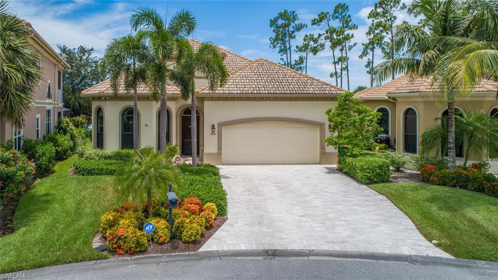 COCO LAKES - Residential