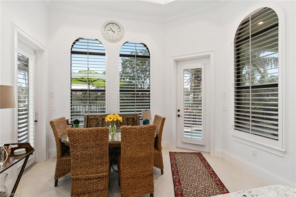 COCO LAKES - Residential