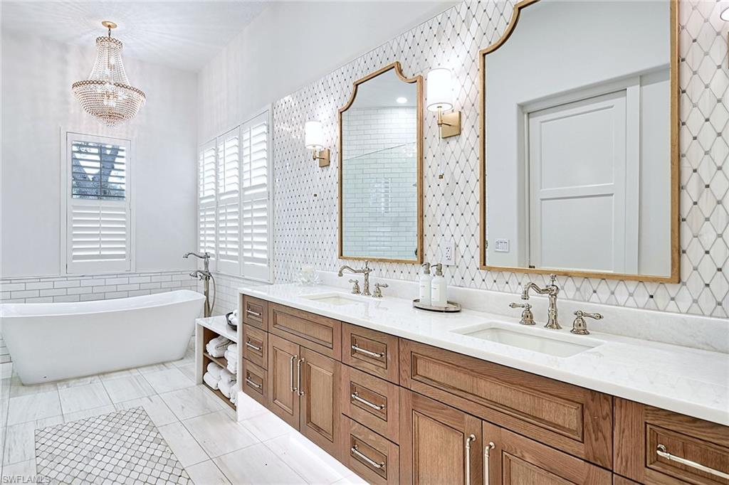 ARBOR GLEN - Residential