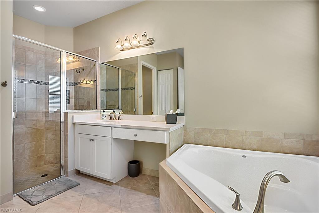 MARINA BAY - Residential