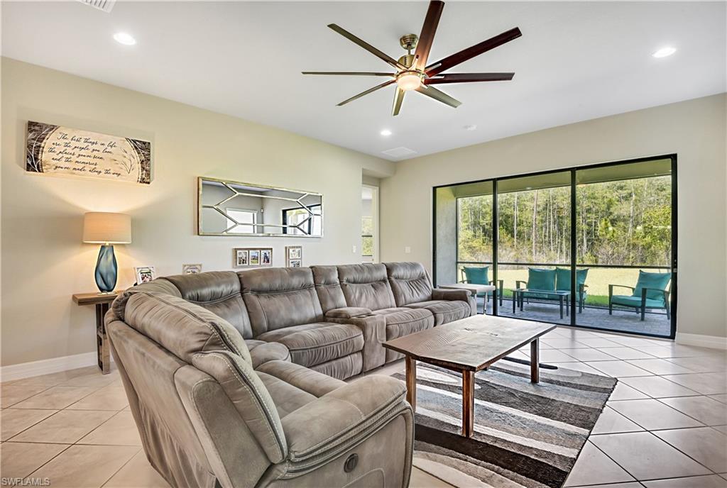 MARINA BAY - Residential