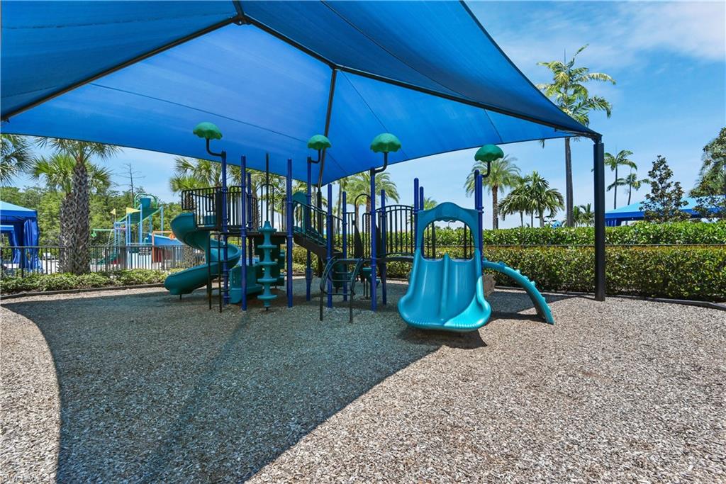 MARINA BAY - Residential