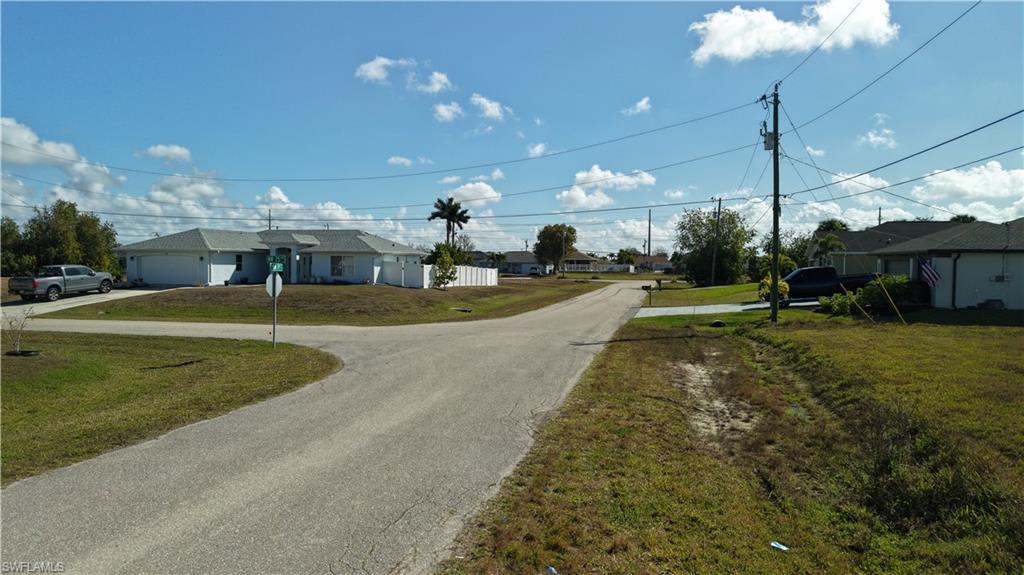 CAPE CORAL - Land