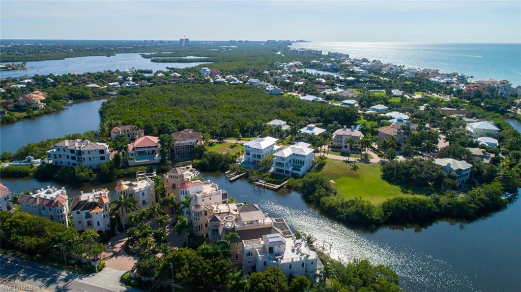 SOUTHPORT ON THE BAY - Residential