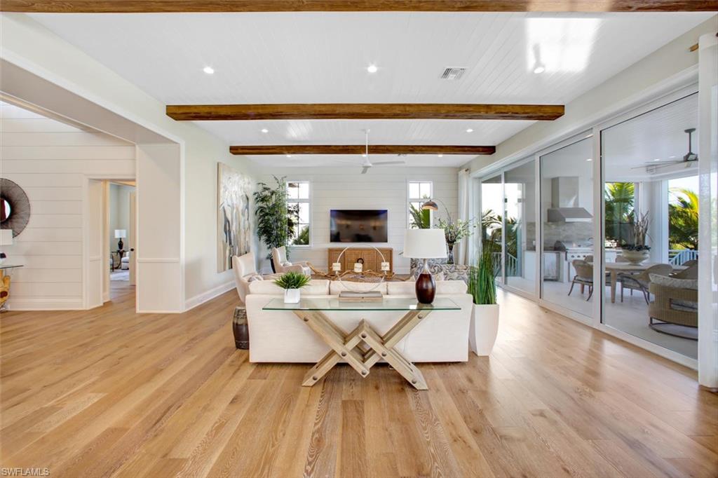 SOUTHPORT ON THE BAY - Residential