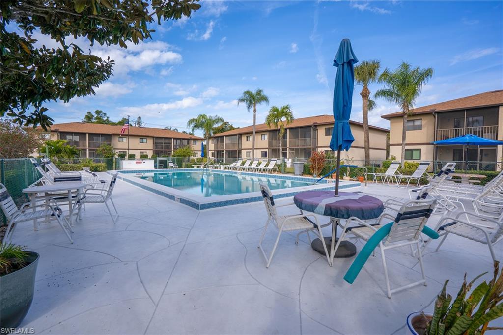 PINEWOOD SOUTH CONDO - Residential