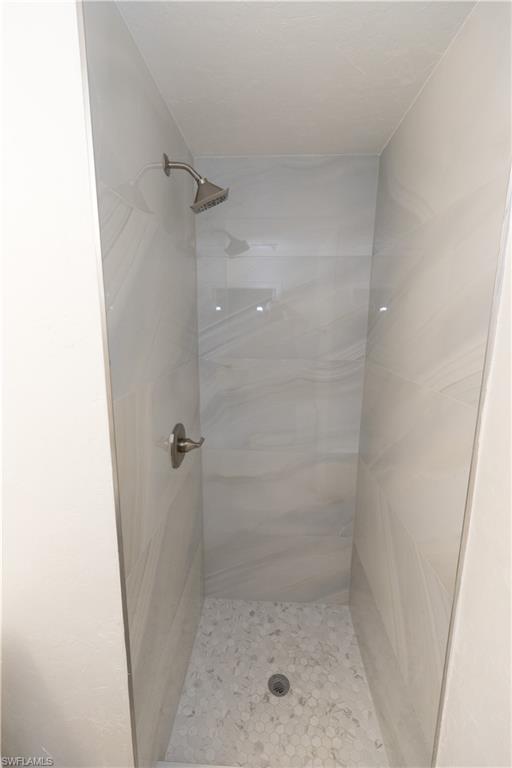 WATERS EDGE OF CAPE CORAL CONDOMINIUM - Residential Lease