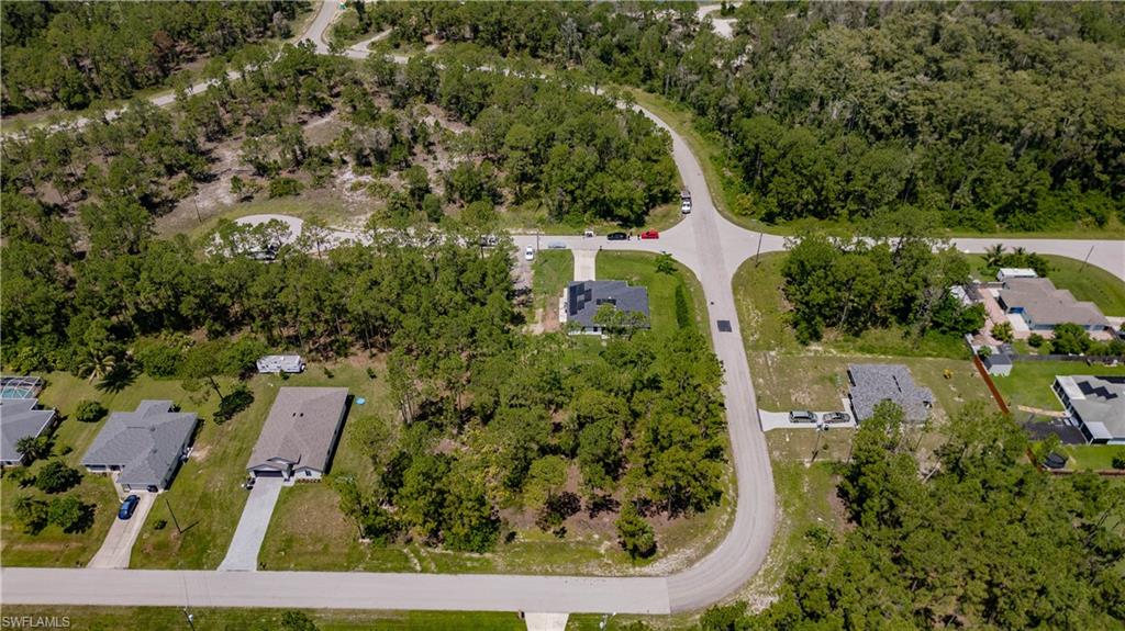 MIRROR LAKES - Residential