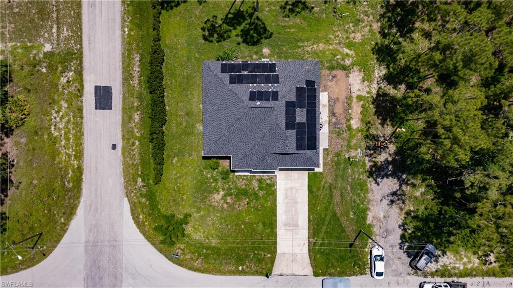 MIRROR LAKES - Residential