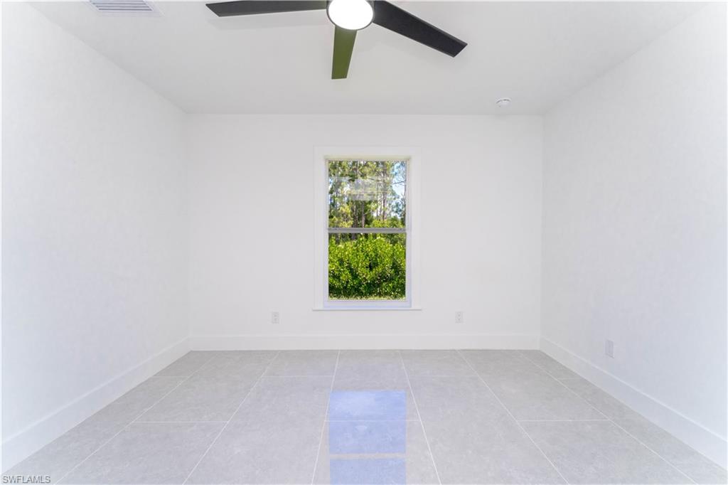 MIRROR LAKES - Residential