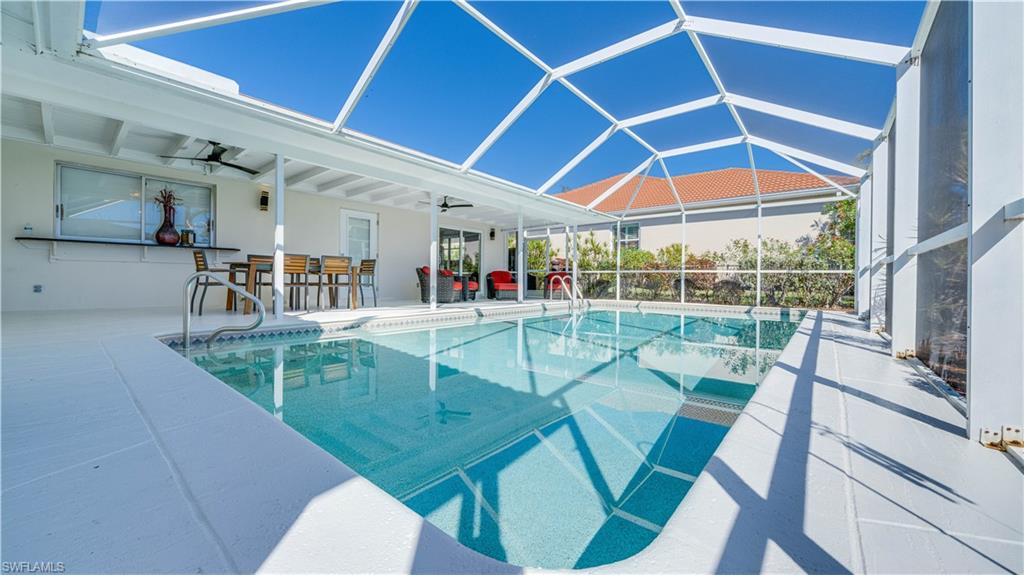 YACHT CLUB - Residential