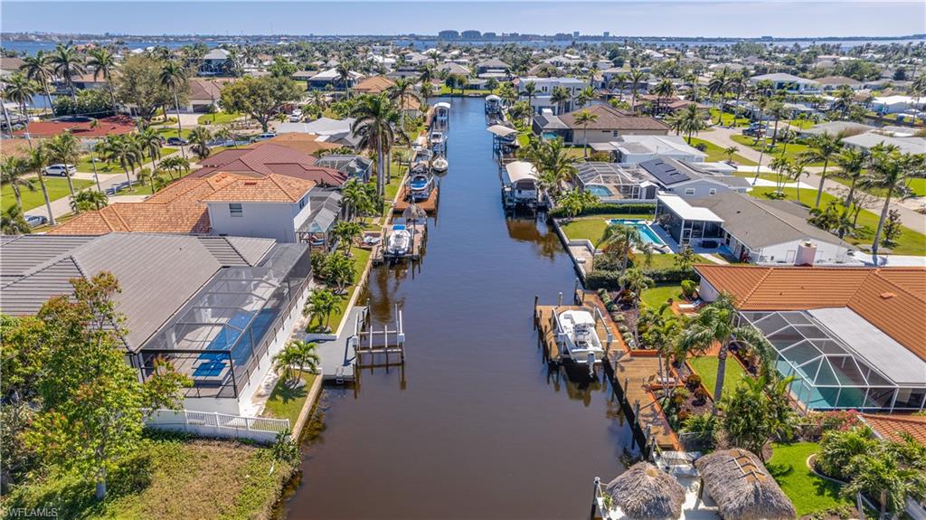 YACHT CLUB - Residential