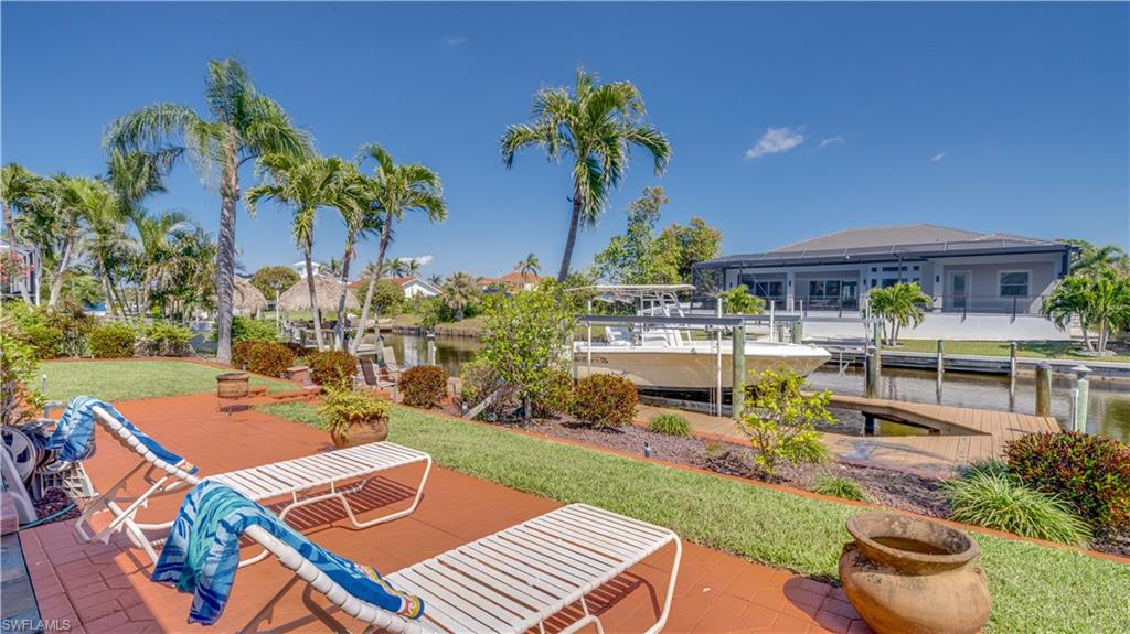 YACHT CLUB - Residential