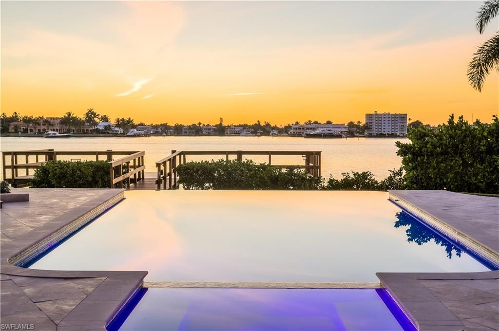 OYSTER BAY - Residential