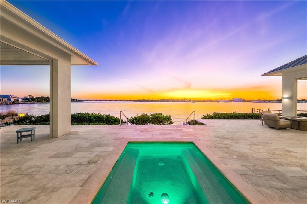 OYSTER BAY - Residential