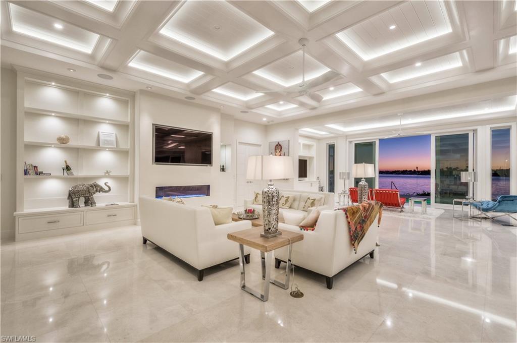 OYSTER BAY - Residential