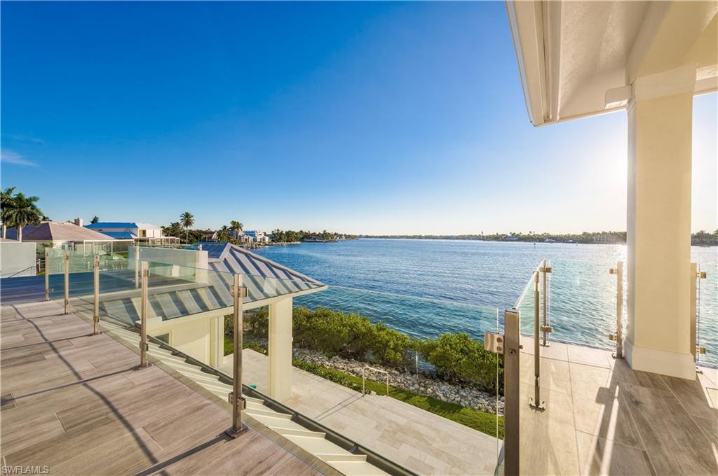 OYSTER BAY - Residential