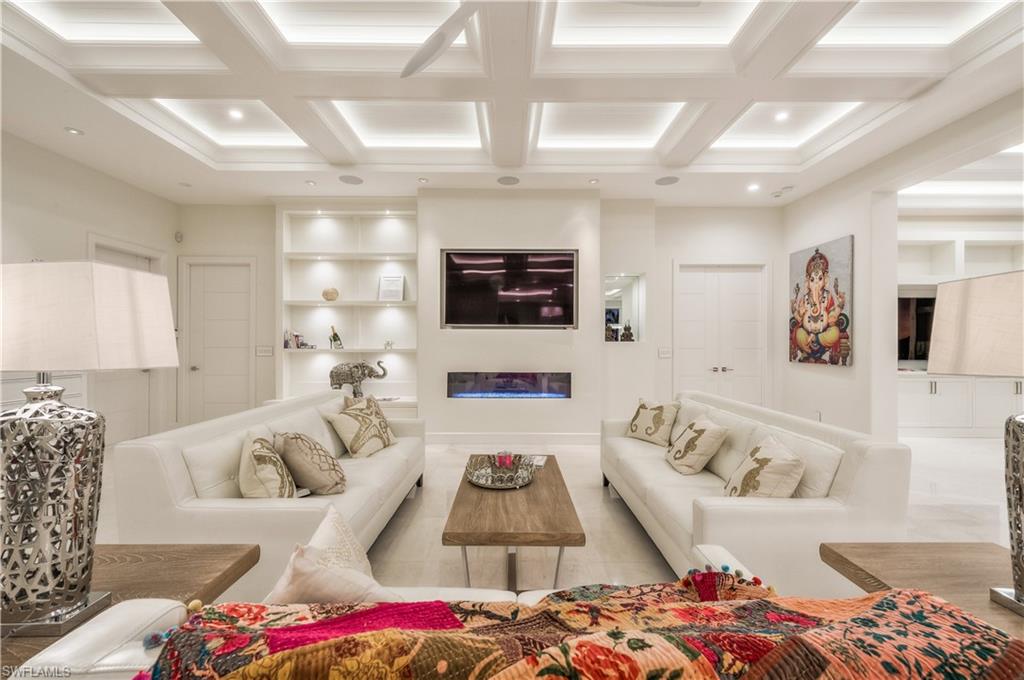 OYSTER BAY - Residential