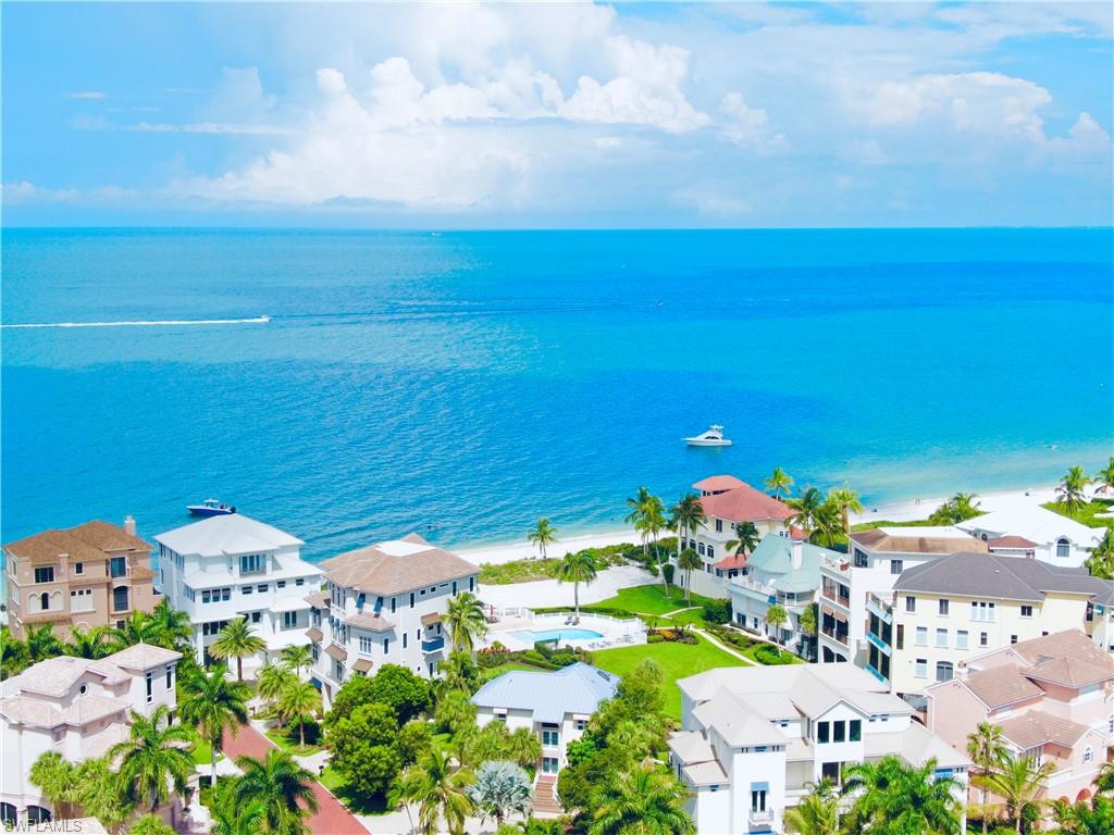 BAREFOOT BEACH - Residential