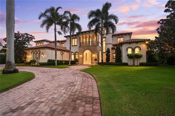 333 SEDGWICK CT, NAPLES, FL 34108 - Image 044f52d0afeb13b068db506ded1ef6d2/1355113898