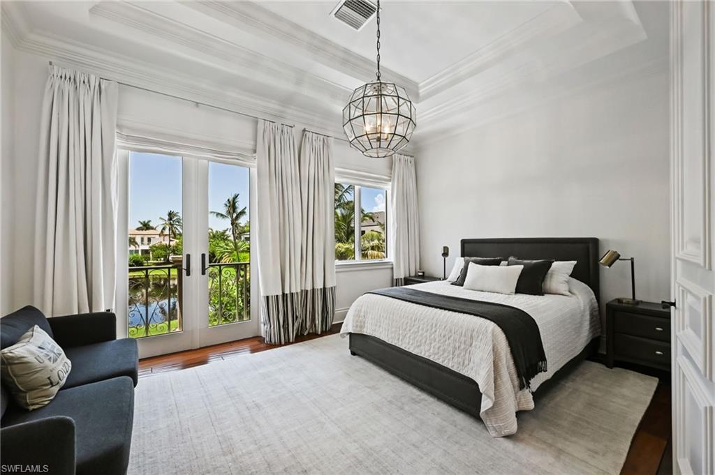 BAY COLONY SHORES - Residential