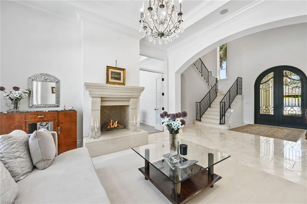 BAY COLONY SHORES - Residential