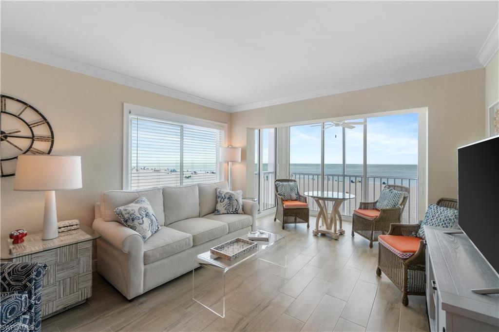 25900 Hickory BLVD 206