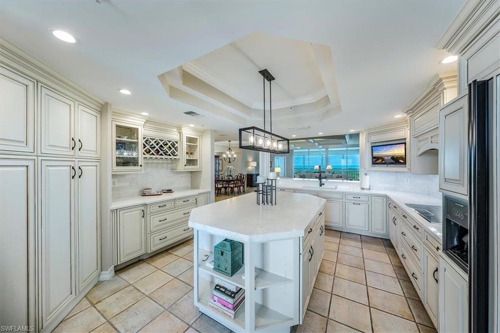 PELICAN ISLE - Residential