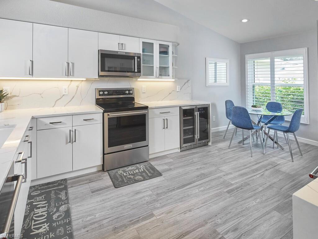 IBIS COVE - Residential