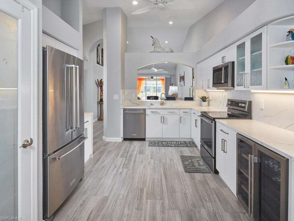 IBIS COVE - Residential