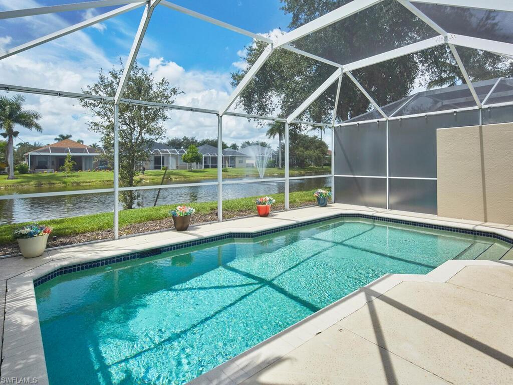 IBIS COVE - Residential