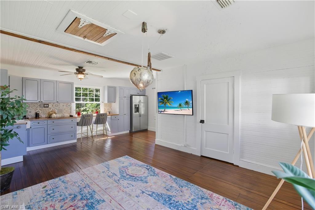 CORAL PARK - Residential