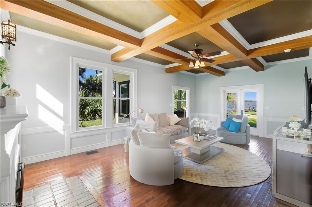 CORAL PARK - Residential