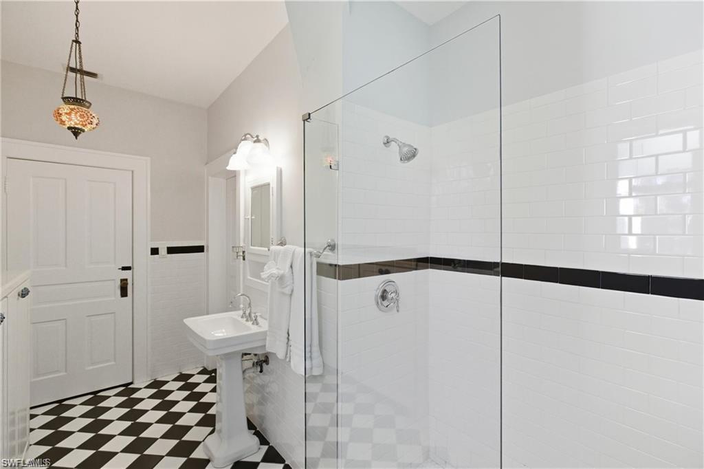 CORAL PARK - Residential