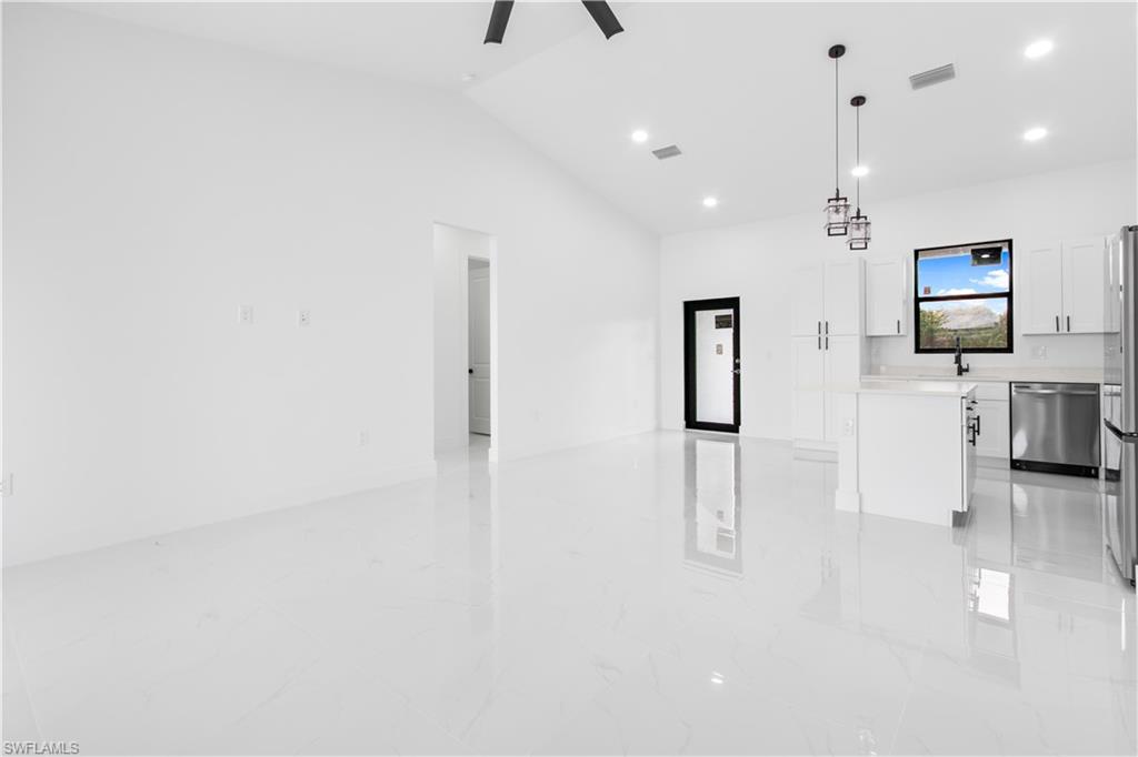 PORT LABELLE - Residential