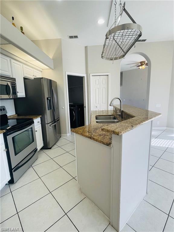 WESTMINSTER - Residential Lease