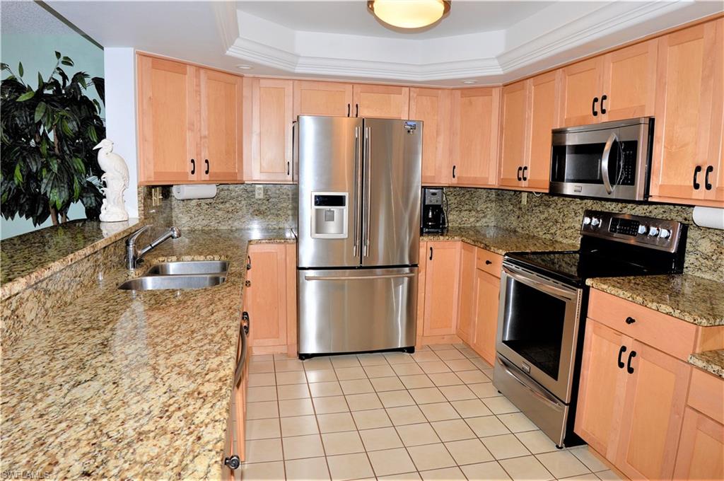 SANDARAC CONDO - Residential