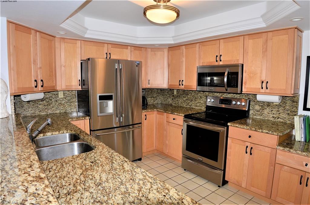 SANDARAC CONDO - Residential