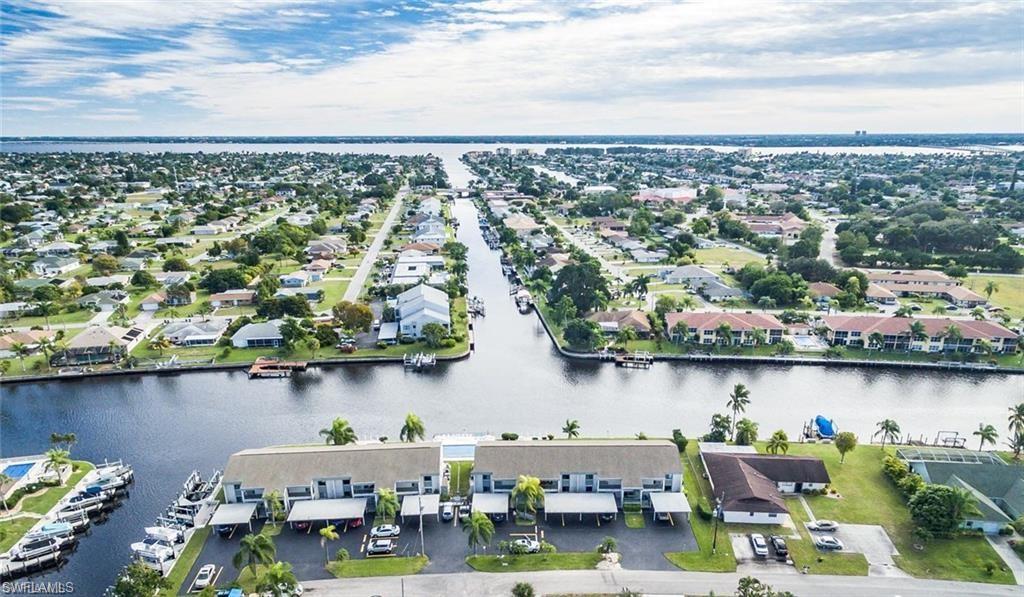 HARBOR LIGHTS - Residential