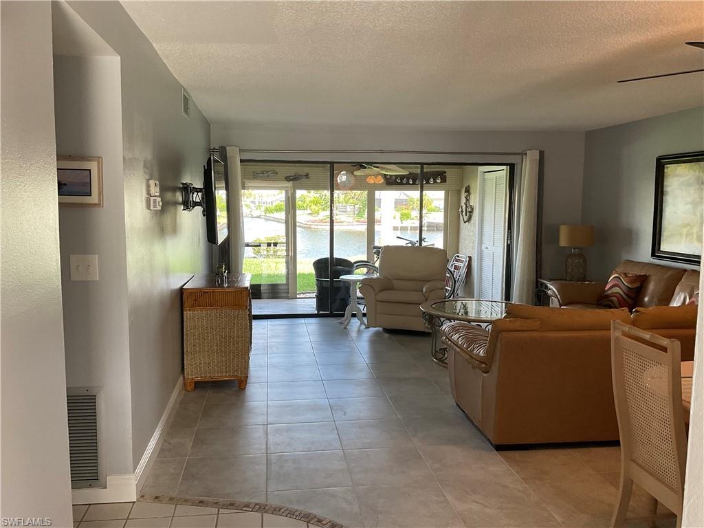 HARBOR LIGHTS - Residential